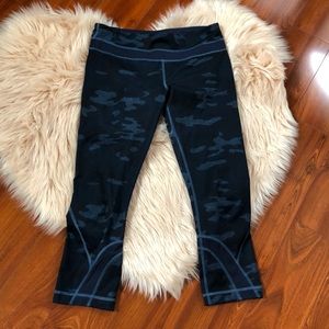 Lululemon crop leggings